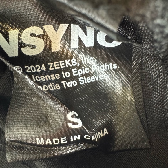 NWT Dogs That Rock NSYNC Band Tee 
Black Size SM - Picture 6 of 7